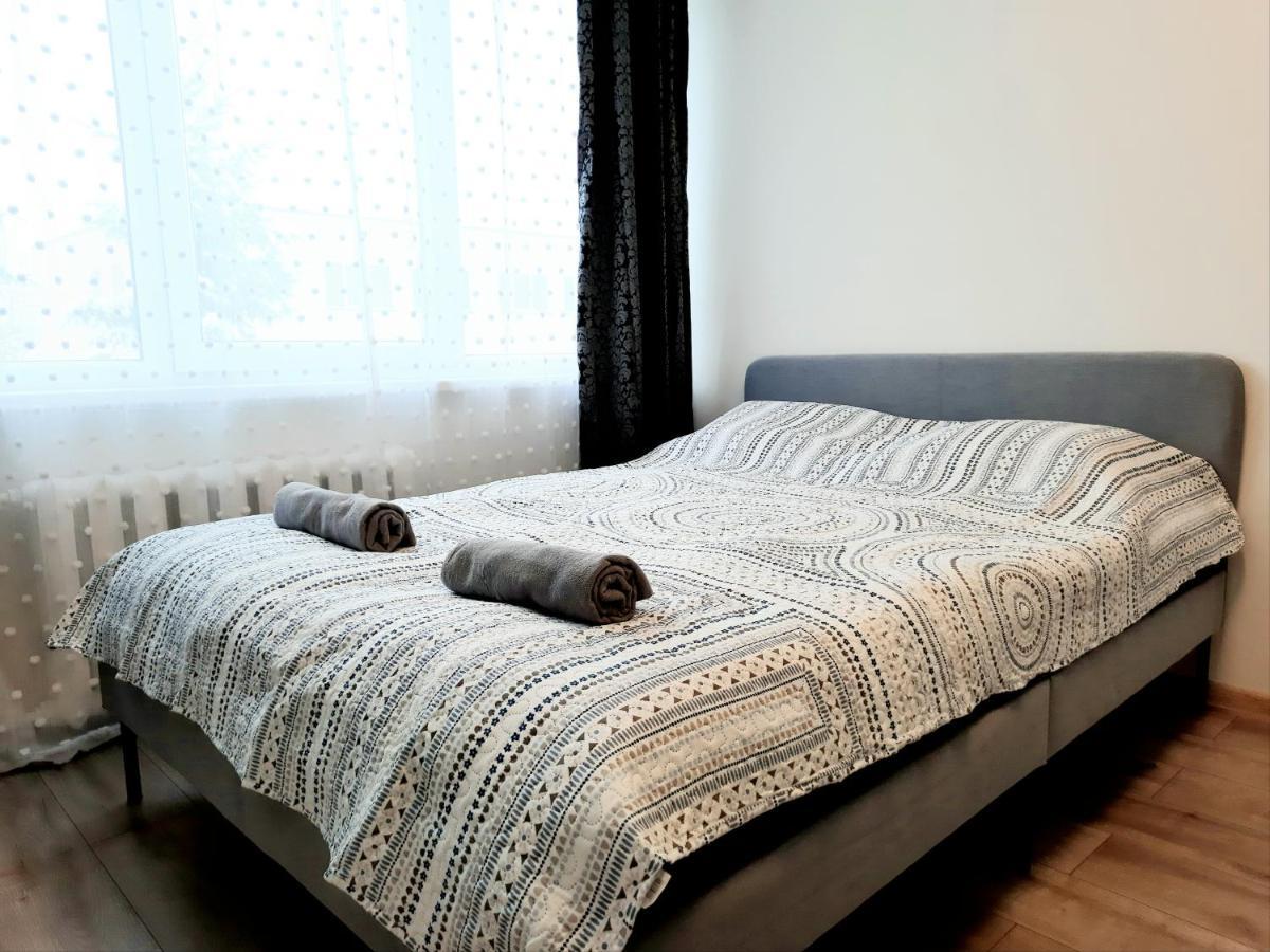 M&M Apartment V Self Check-In Panevezys Bagian luar foto