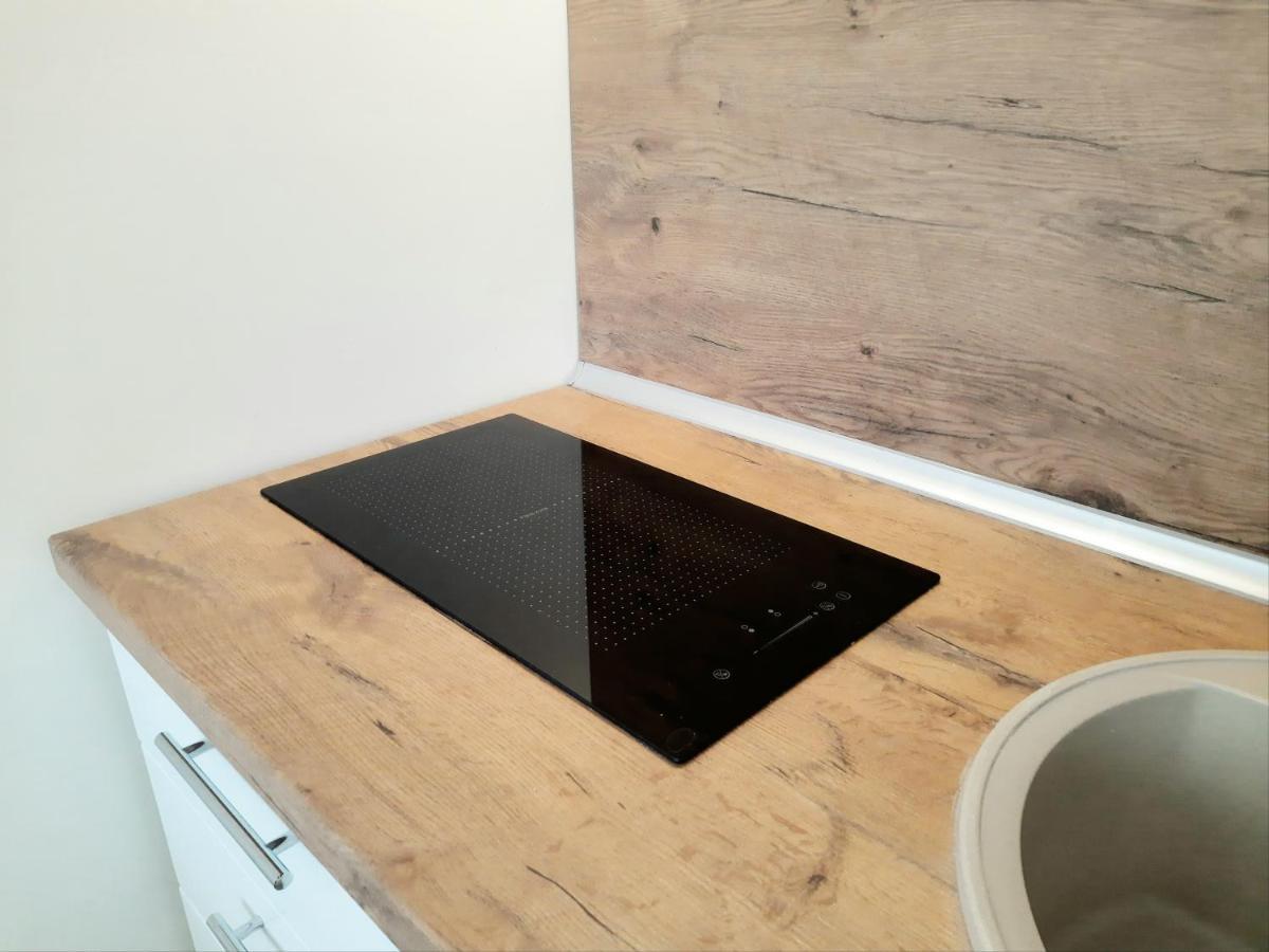 M&M Apartment V Self Check-In Panevezys Bagian luar foto
