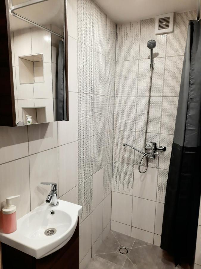 M&M Apartment V Self Check-In Panevezys Bagian luar foto